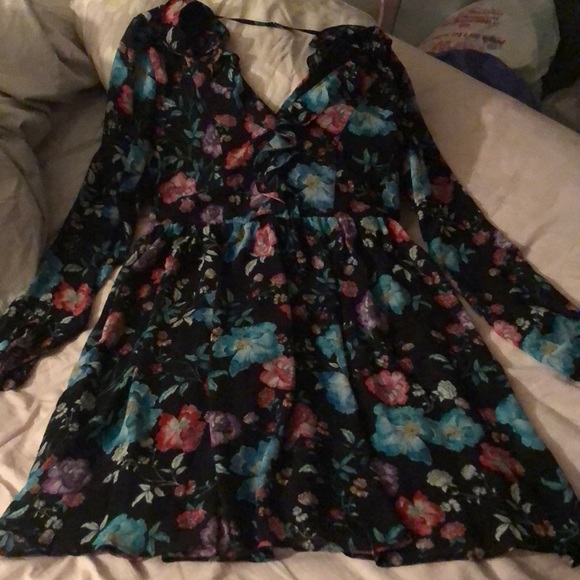 Express Dresses & Skirts - Express dress 4 floral